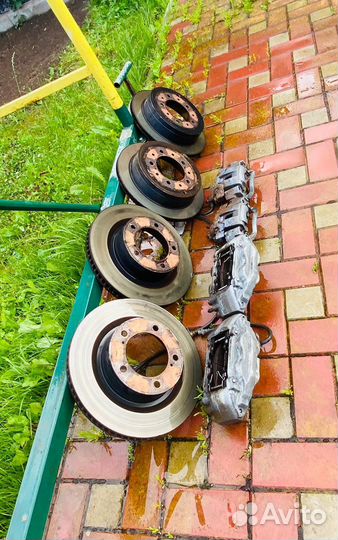 Комплект тормозной системы lexus lx570 2020 год