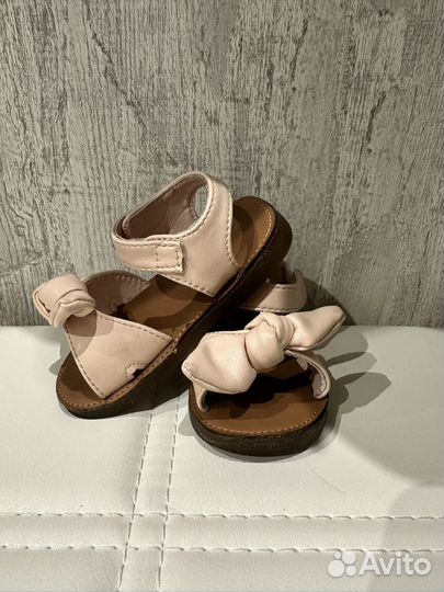 Сандалии для девочки 22 размер