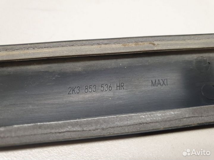 Молдинг двери правый задний Volkswagen Caddy 2K 20