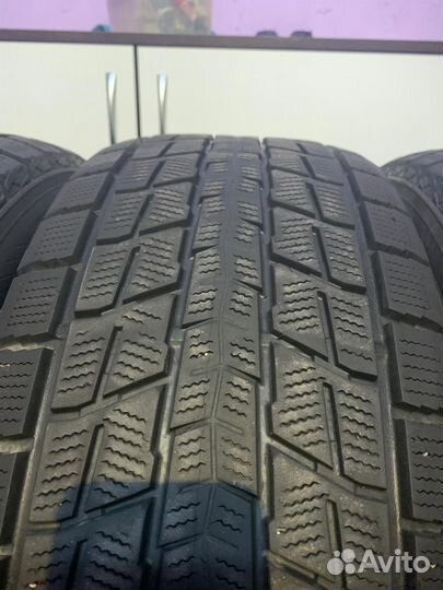 Dunlop Winter Maxx SJ8 285/60 R18 116R