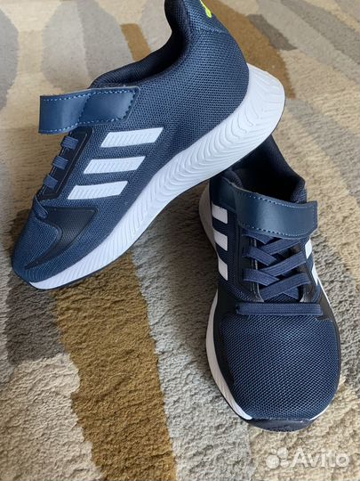 Кроссовки Adidas