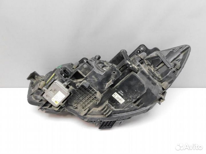 Фара правая Kia Quoris