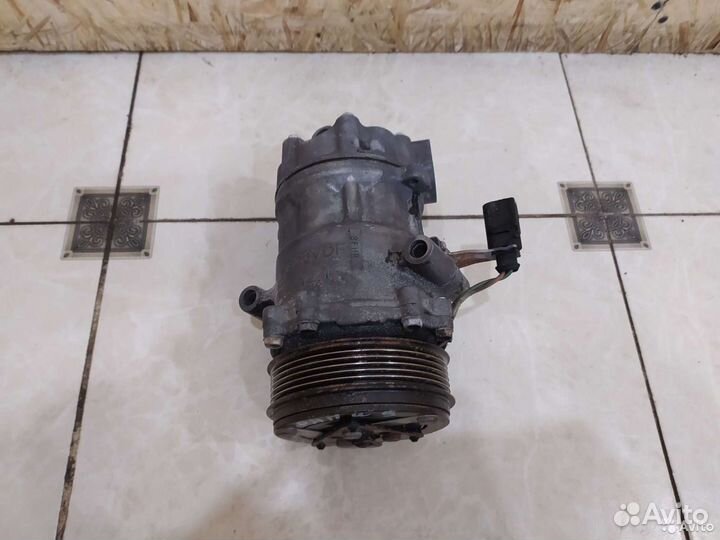 Компрессор кондиционера Skoda Rapid