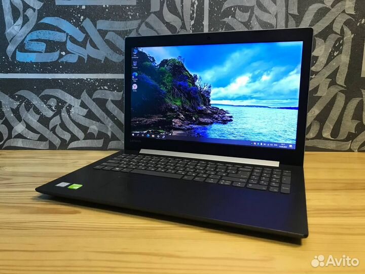 Игровой ноутбук Lenovo 2видеокарты/Intel/SSD/8gb