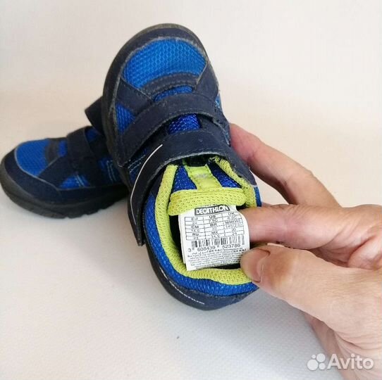 Кроссовки для малыша