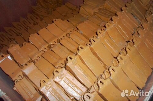 Замок коронки ковша 25*135 (PC300)