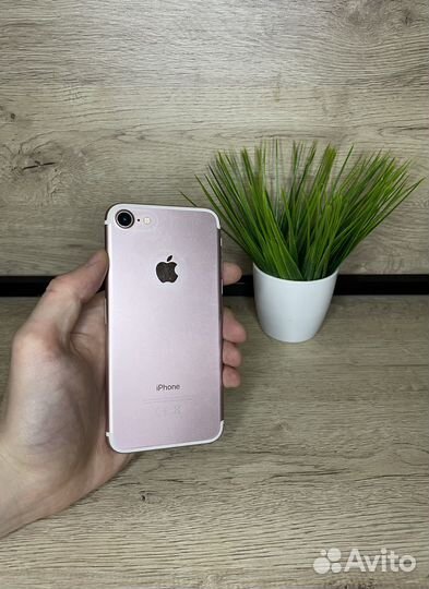 iPhone 7, 32 ГБ