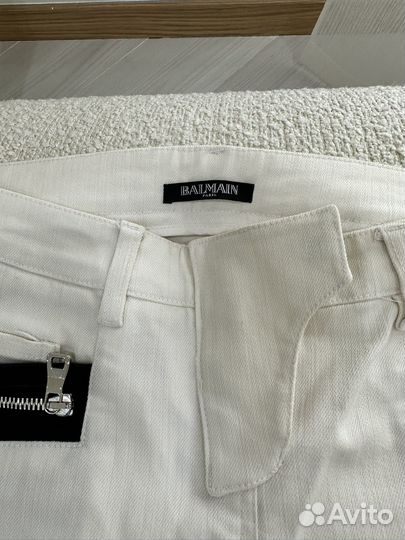 Джинсы balmain