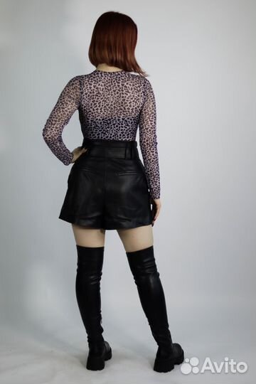 Боди классическое из сетчатой ткани леопард