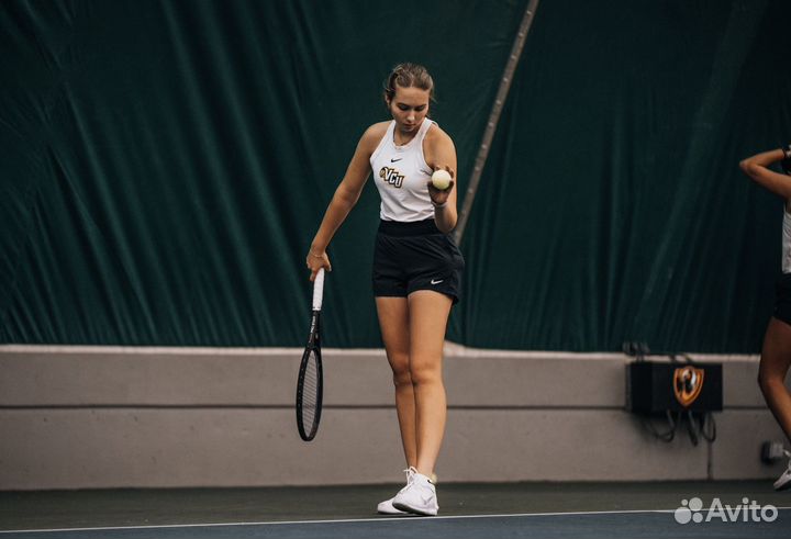 Тренер по теннису