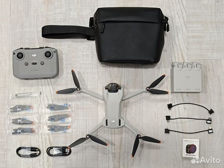 Квадрокоптер Dji mini 3 fly more combo