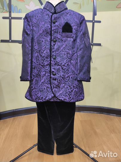 Костюм для мальчика новый в стиле 