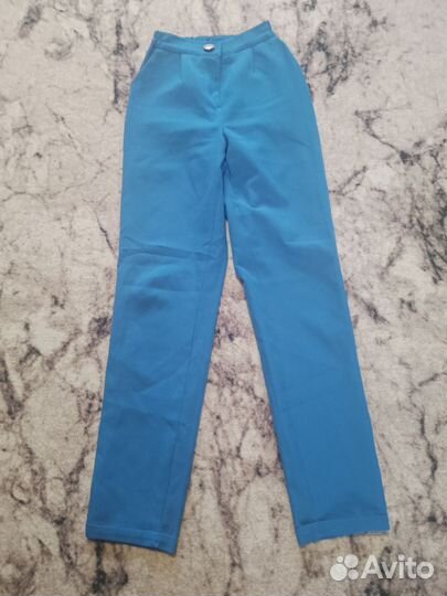 Брючный костюм женский