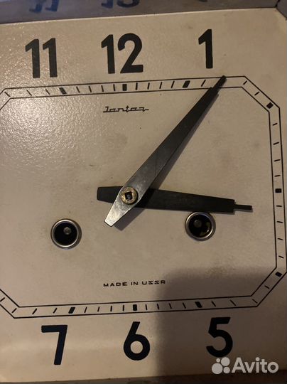 Старинные настенные часы