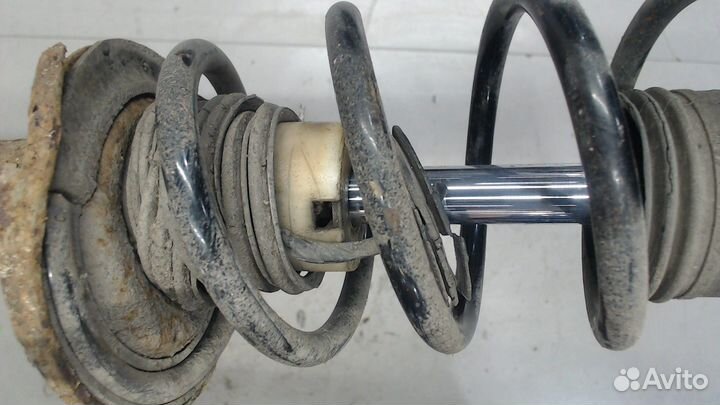 Амортизатор подвески Mitsubishi Colt, 2005