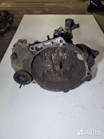 Коробка механика 4 ст VW Passat B3 1988-1992