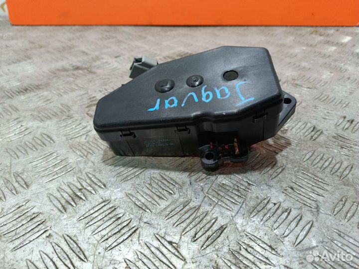 Активатор замка багажника Jaguar Xf CC9