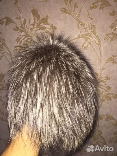 Шапка из меха чернобурки