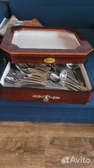 Сундук под столовые приборы
