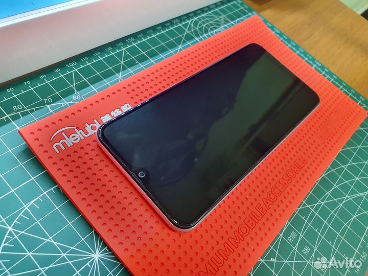 Гидрогелевая пленка на любой телефон