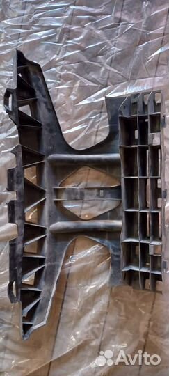 Усилитель переднего бампера renault megane 2