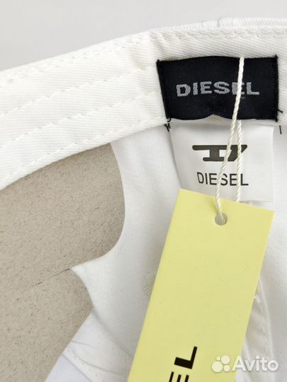 Бейсболка Diesel Белая