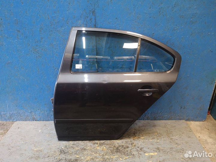 Дверь задняя левая Skoda Octavia 2 (A5)