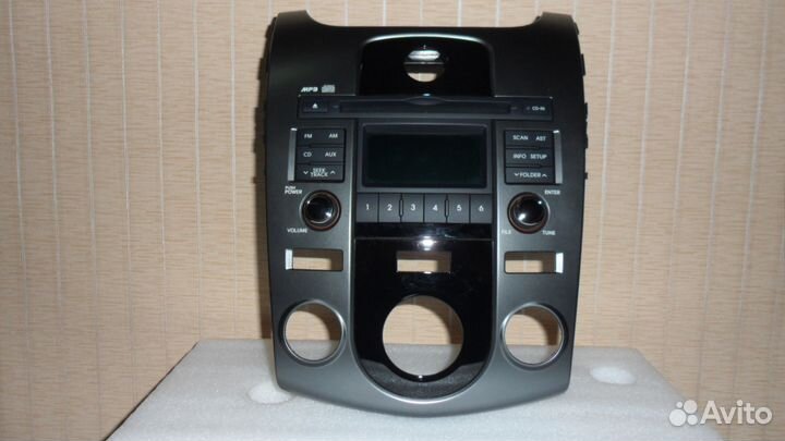Штатная магнитола на киа Церато