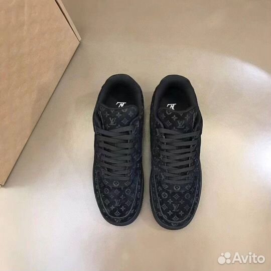 Кроссовки Louis Vuitton x Nike Air Force 1 для активных