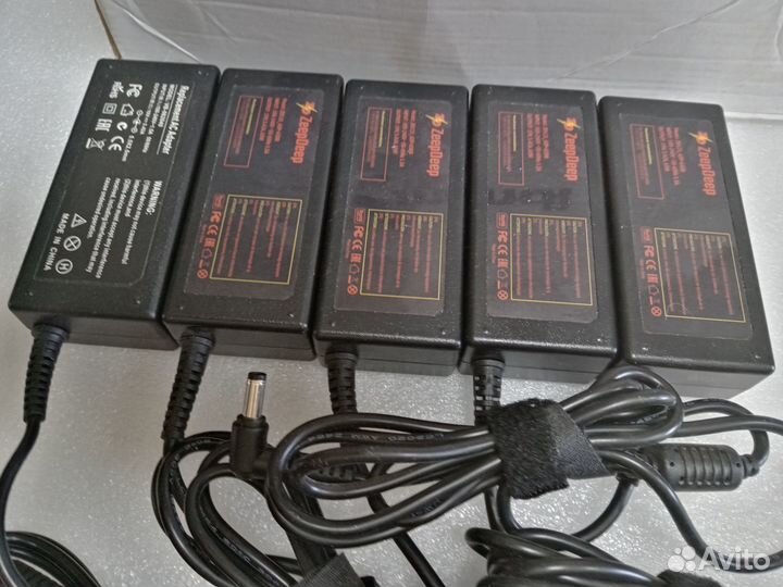Блок питания для ноутбука Asus Асус 19v бу рабочие