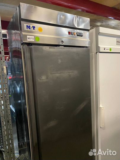 Холодильный шкаф