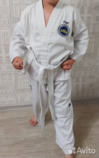 Тхэквондо добок, защита (можно по отдельности)