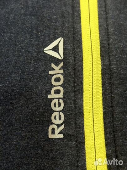 Спортивный костюм reebok и кофта