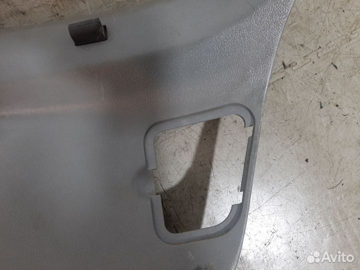Обшивка двери багажника Chevrolet Lacetti хэтчбек