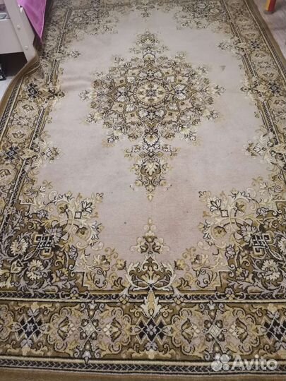 Ковер бу шерстяной