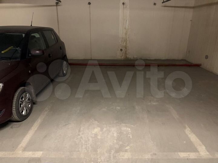 Машиноместо, 14 м²