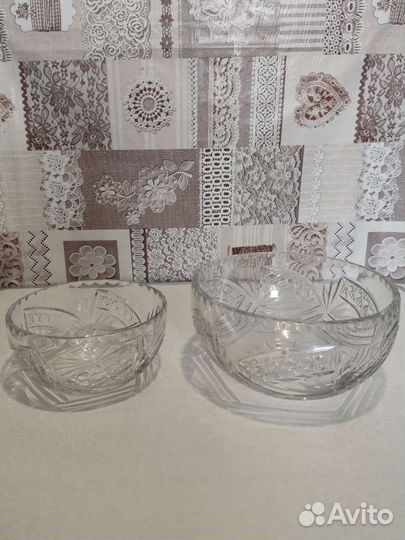 Хрустальные вазы две штуки