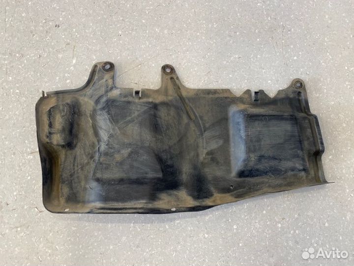 Пыльник Volvo S40 2.0 1995-1999