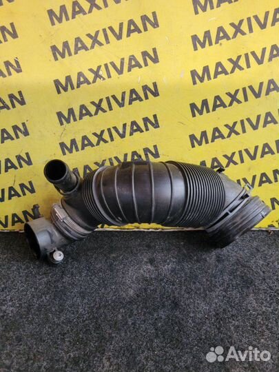 Патрубок воздушного фильтра Volkswagen Passat Cc