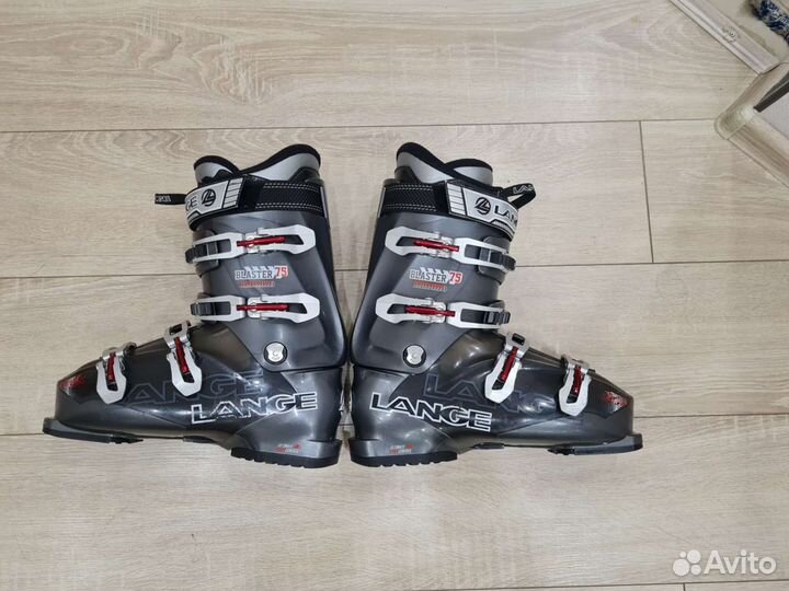 Горнолыжные ботинки на 42-43 ногу