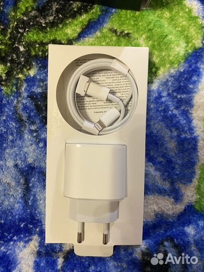 Зарядка для iPhone