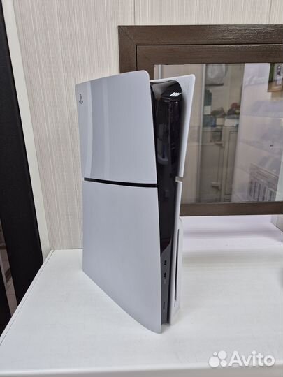 Sony PlayStation 5 Slim с дисководом - PS5 Slim