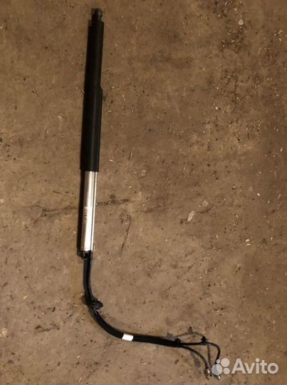 Привод открывания крышки багажника Volvo XC60 3129