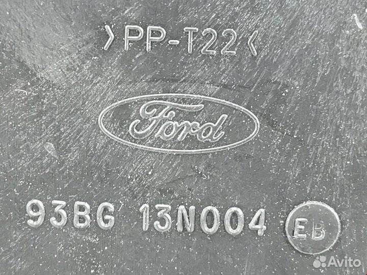 Фонарь задний правый Ford Mondeo 2 1997