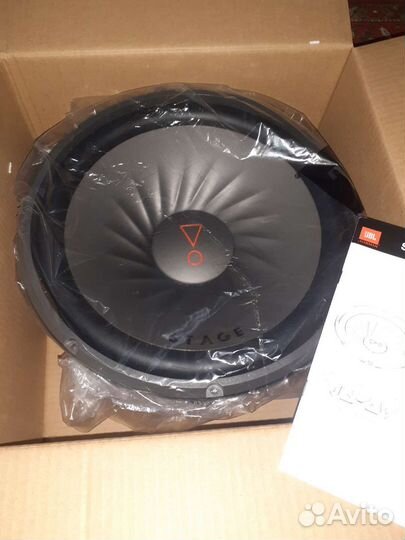 Сабвуфер JBL