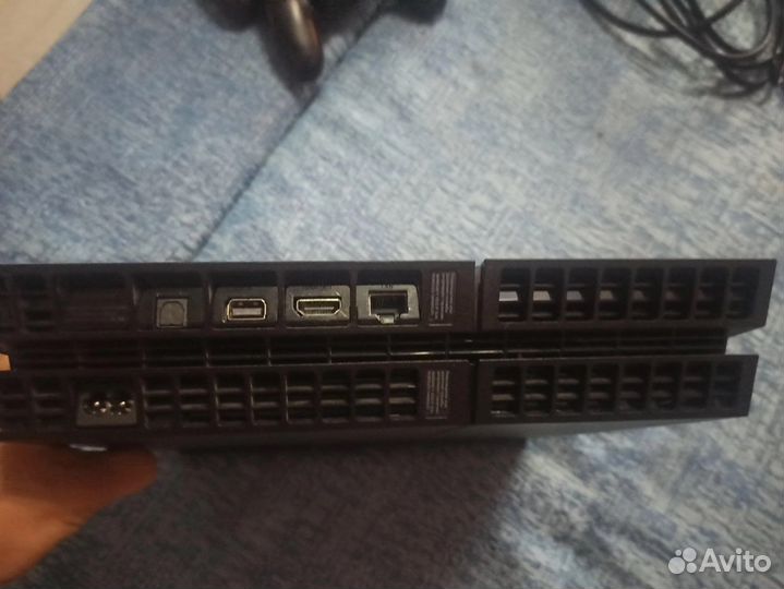 Sony PS4 fat
