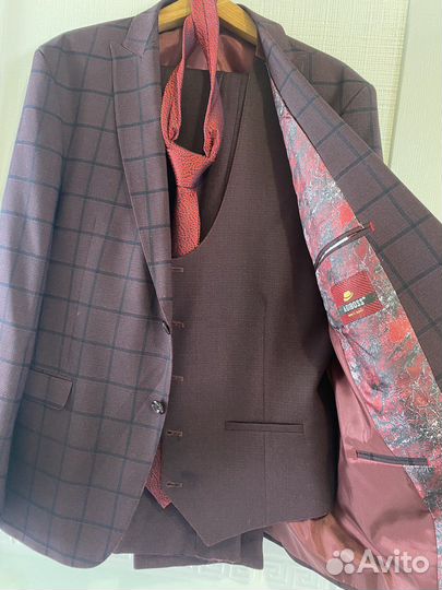 Мужской свадебный костюм