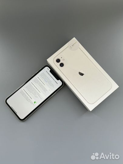 iPhone 11, 64 ГБ