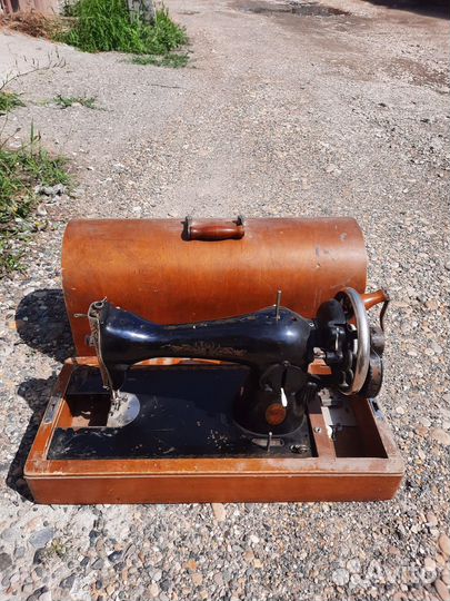 Ручная швейная машина бу