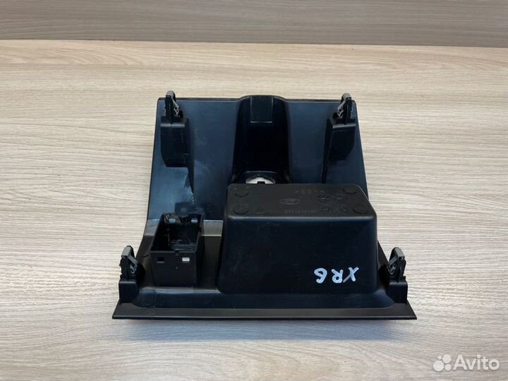 Накладка торпедо LADA X-Ray